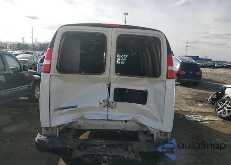 2019 Chevrolet Express G2500 z USA, uszkodzony, nr VIN 1GCWGAFG0K1326880